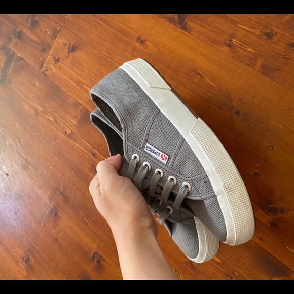 ✨SUPERGA✨ Grey Sneakers - Picture 2 of 3